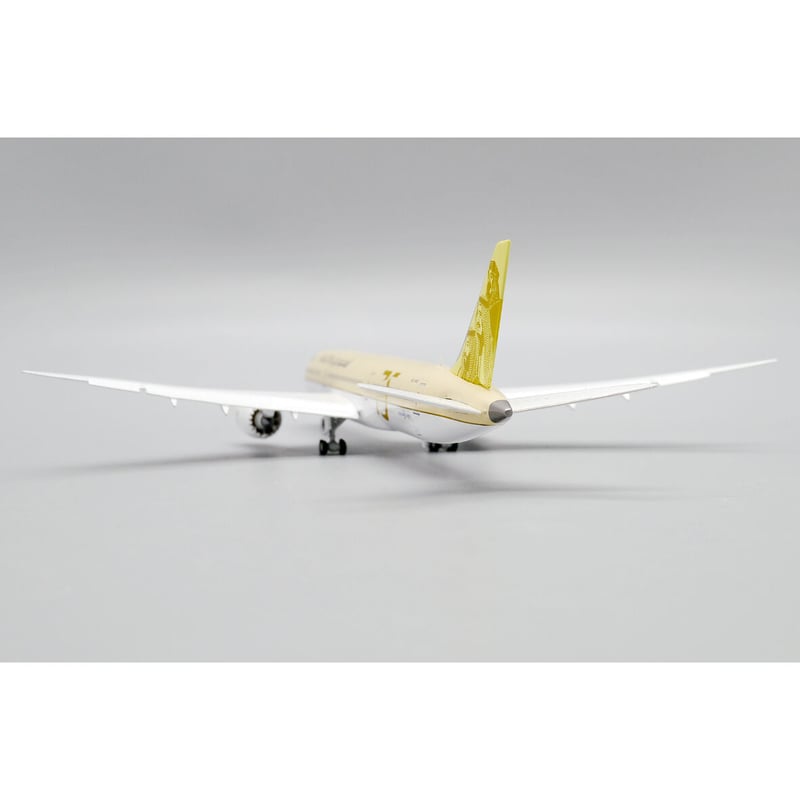 1/400 787-9 サウジアラビア航空 75周年記念塗装 HZ-ARE flap