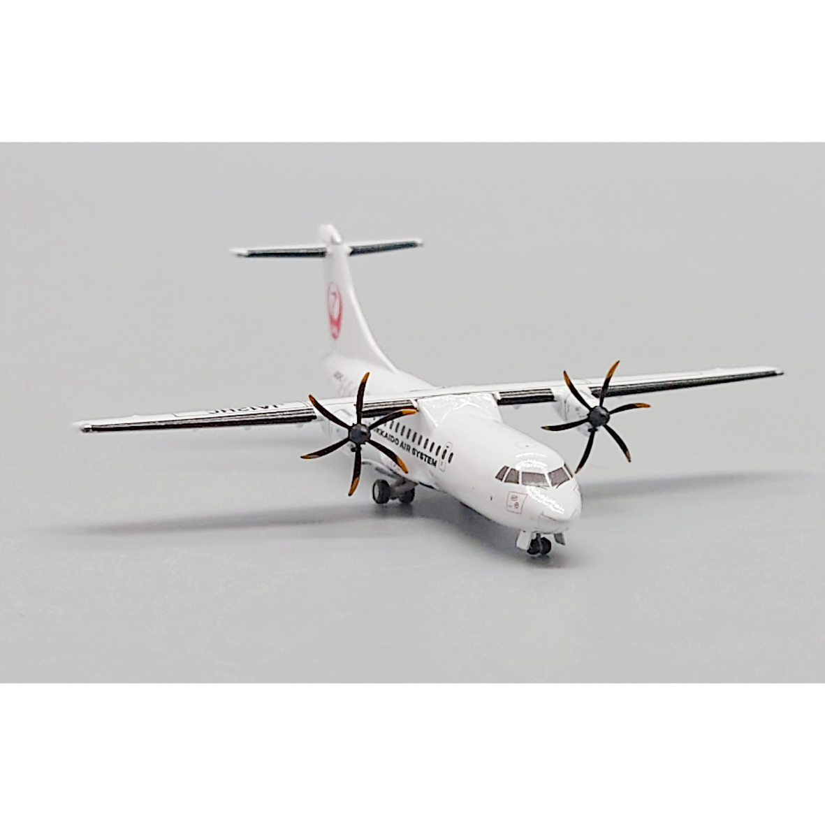 非売品・新商品情報】1/400 ATR 42-600 北海道エアシス