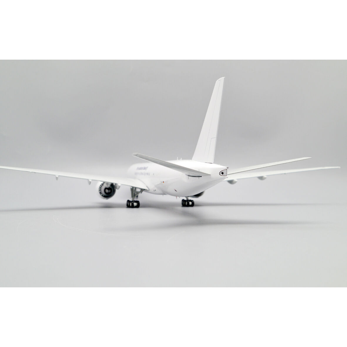 ルフトハンザカーゴ 777F D-ALFJ 1/200 ルフトハンザ・カーゴ