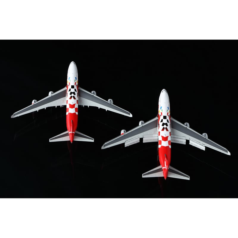 HX Models 1/400 747-400 カンタス航空「2000 Australi