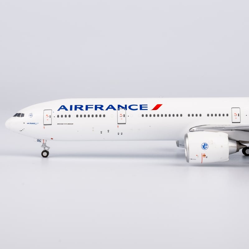 お取り寄せ商品】1/400 777-300ER エールフランス航空 F- お取り寄せ商品】1/400 777-300ER エールフランス航空 F-