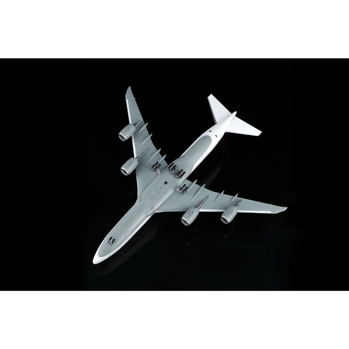 特価商品】【お取り寄せ商品】1/200 747-8 ルフトハンザ航空 D-ABYM |