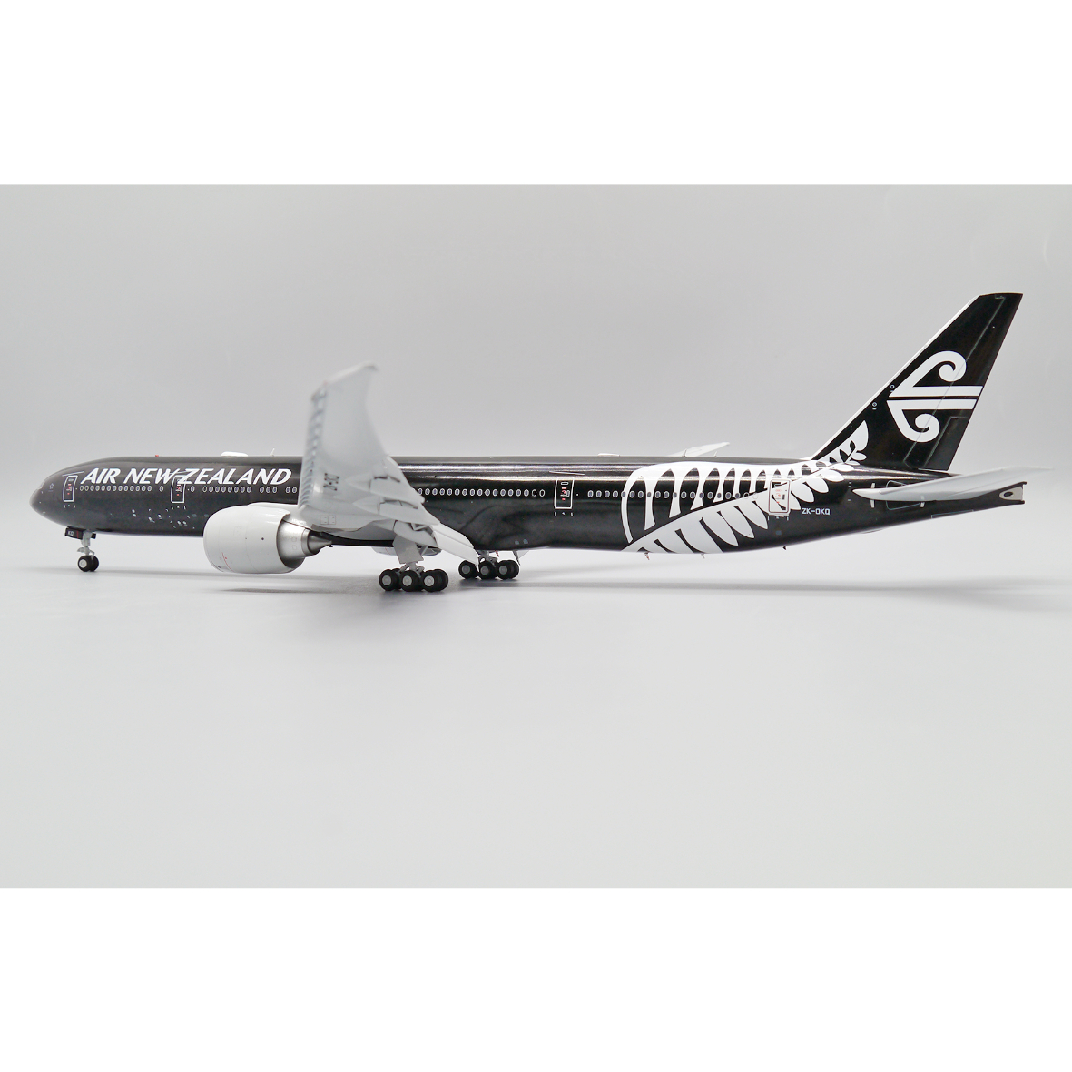 限時セール】【お取り寄せ商品】1/200 777-300ER ニュージーランド航空