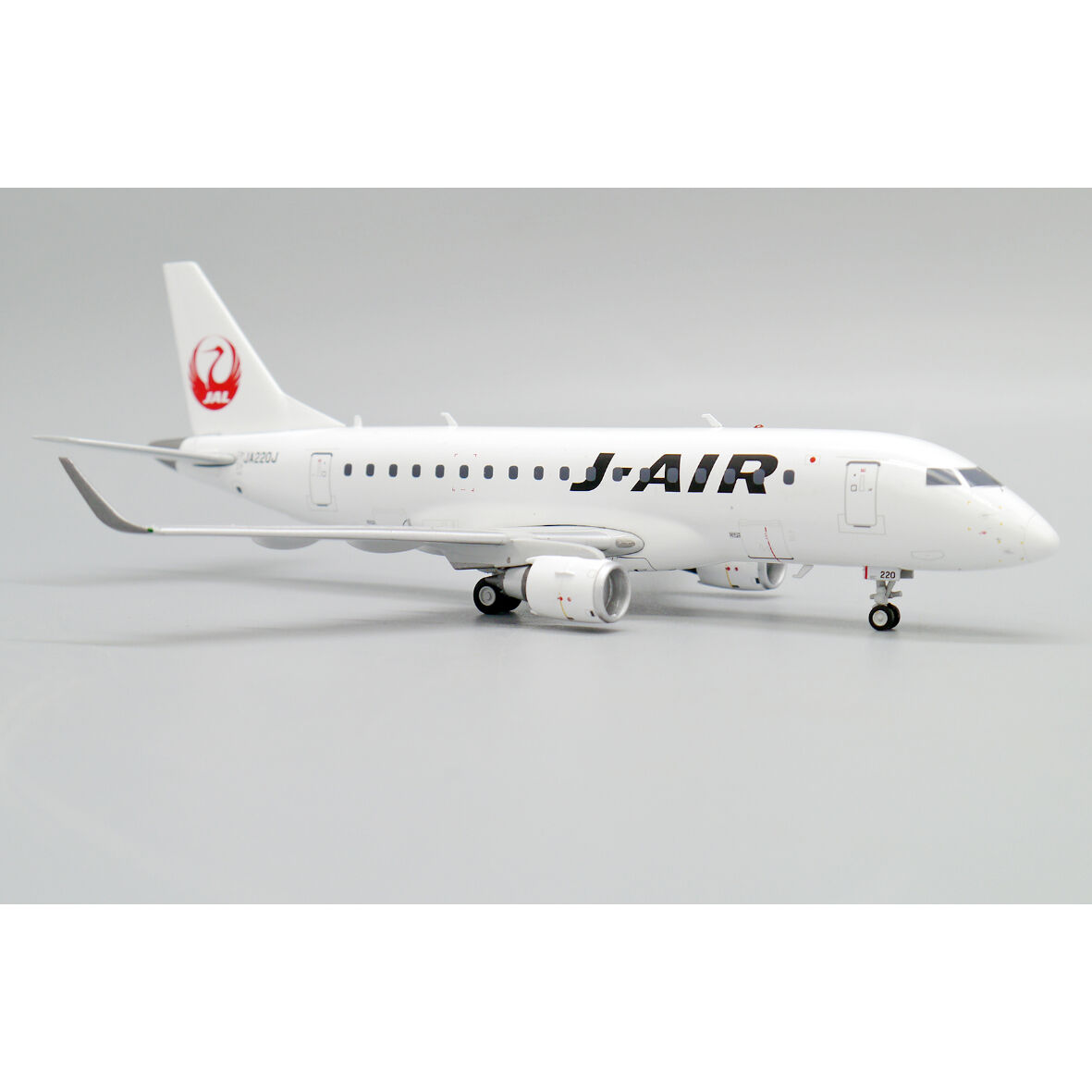 非売品・新商品情報】1/200 E170-100STD J-Air JA220J