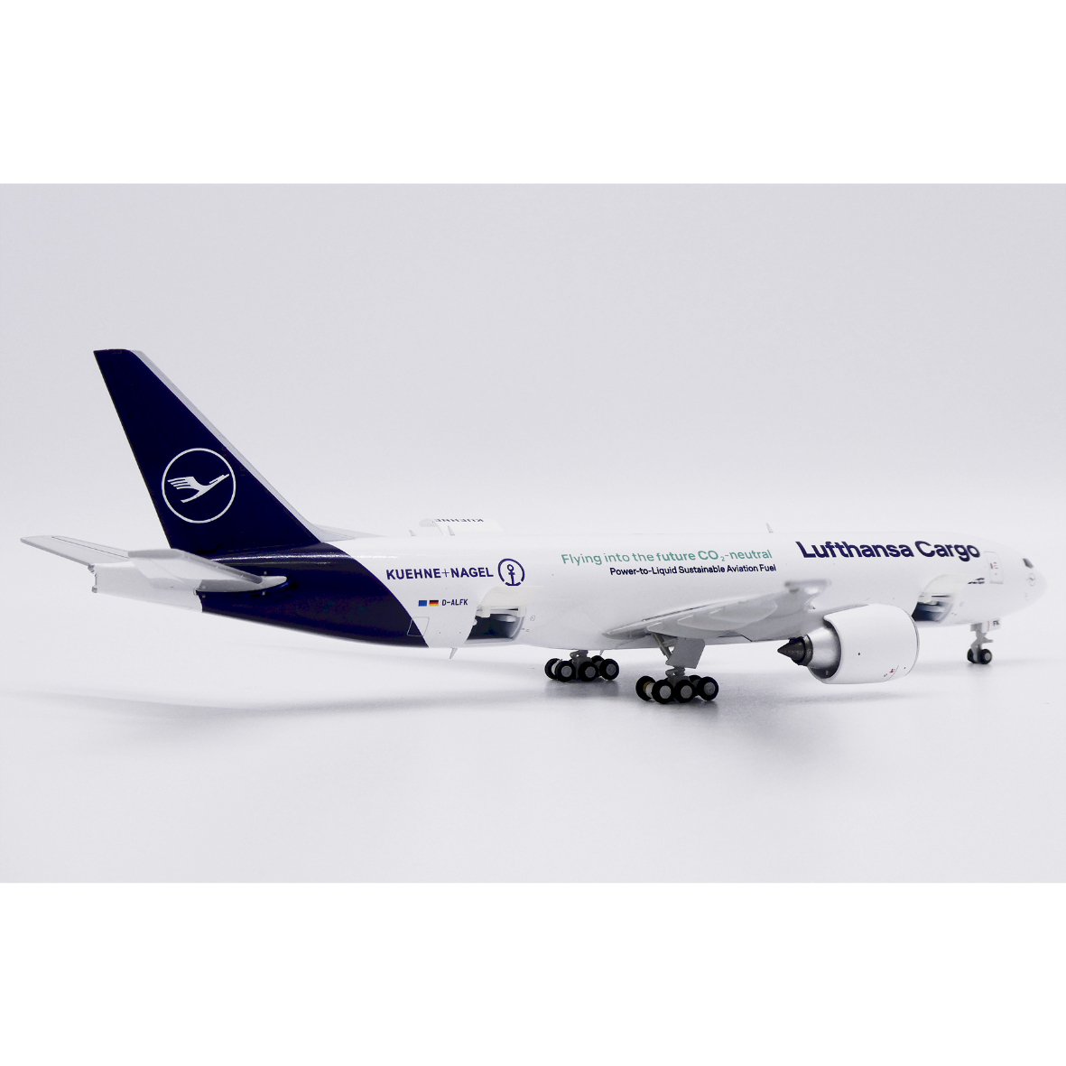 お取り寄せ商品】1/400 777F ルフトハンザ・カーゴ「Flying int