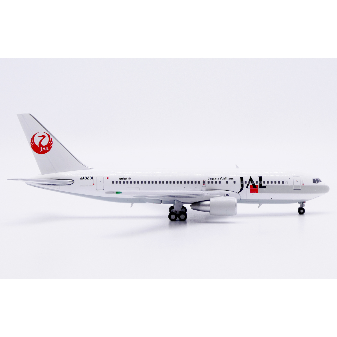 R*.様 【レア】 JAL 日本航空 B767-200 JA8231 1/200 非売品・新商品情報】1/400 767-200 JAL JA8231 | ひこーきち