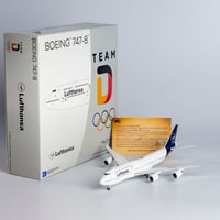 1/400 747-8 ルフトハンザ航空「TEAM D」 D-ABYA | ひこーきちゃん模型