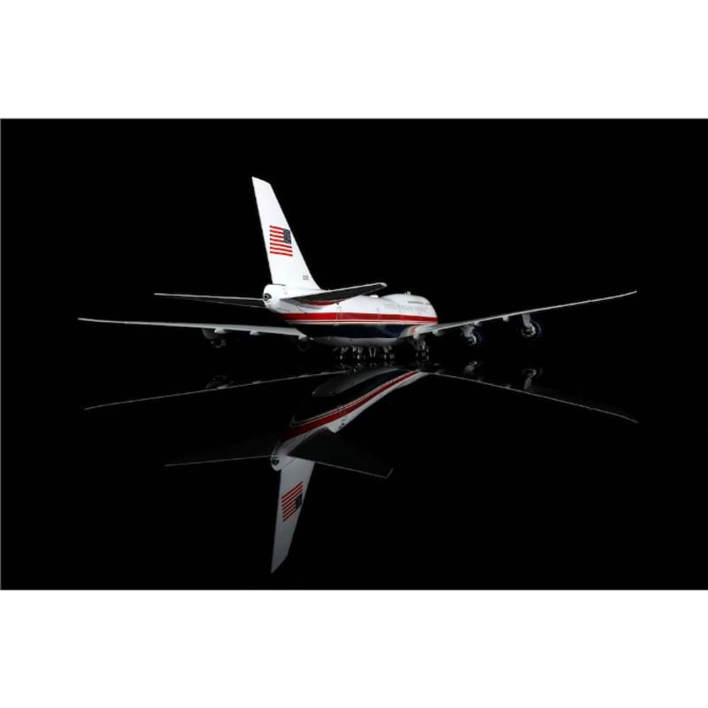 1/200 VC-25B (747-8) アメリカ空軍「新エアフォース・ワン」 30000
