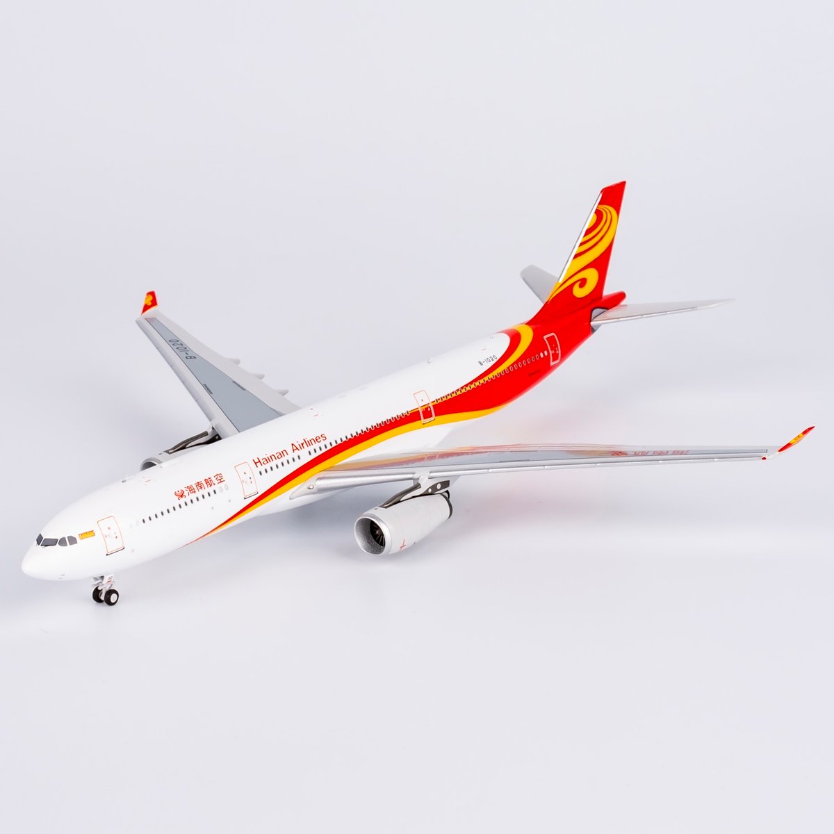 1/400 A330-300 海南航空 B-1020 | ひこーきちゃん