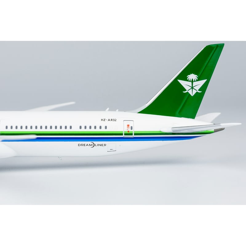 サウジアラビア航空 B777-300 特別塗装機 サウジアラビア航空 B777-300 特別塗装機 - メルカリ