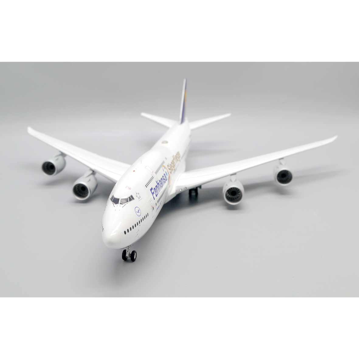 お取り寄せ商品】1/200 747-8 ルフトハンザドイツ航空「Fanhansa