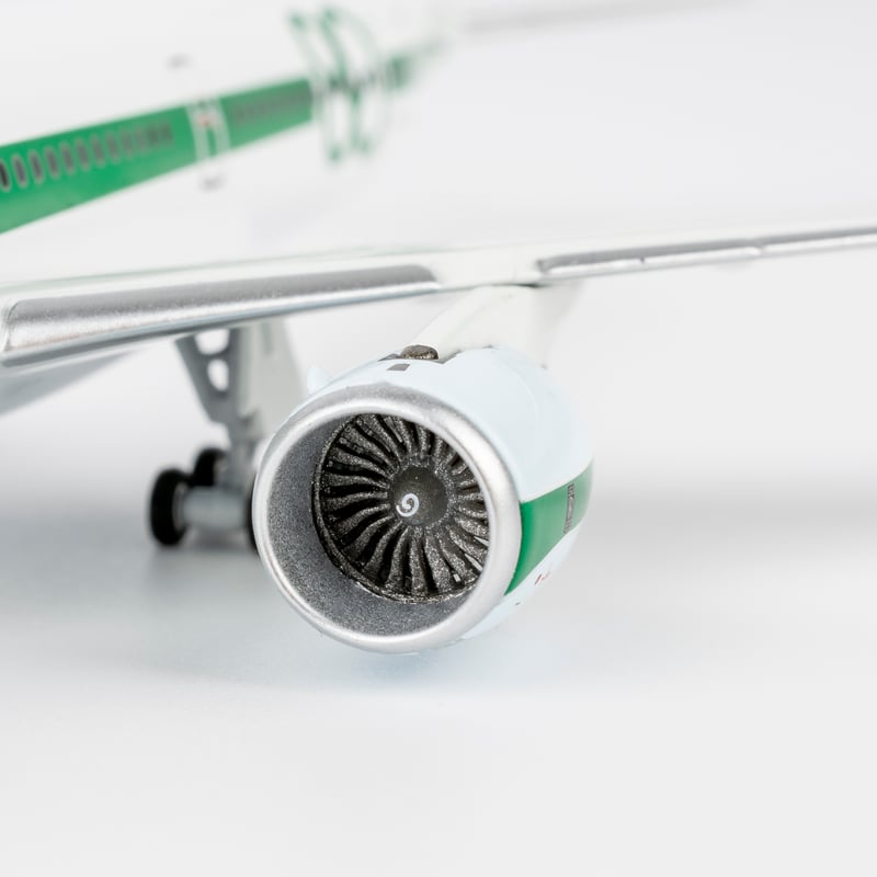 ULTIMATE COLLECTION)1/400 A350-900 キャセイパシフィック航