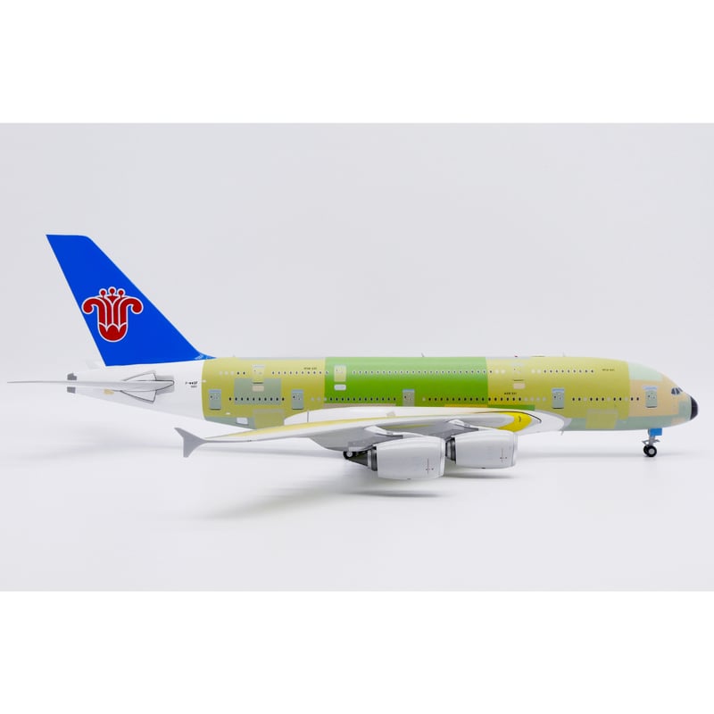 お取り寄せ商品】1/200 A380 中国南方航空（エアバス社下地塗装