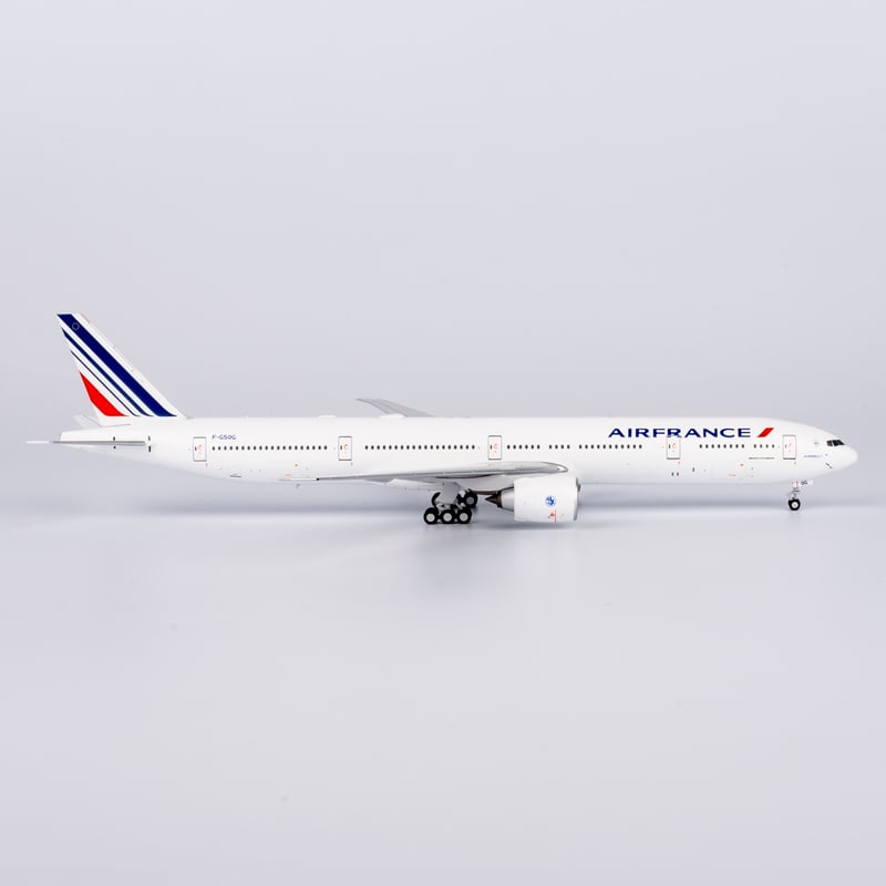 お取り寄せ商品】1/400 777-300ER エールフランス航空 F-