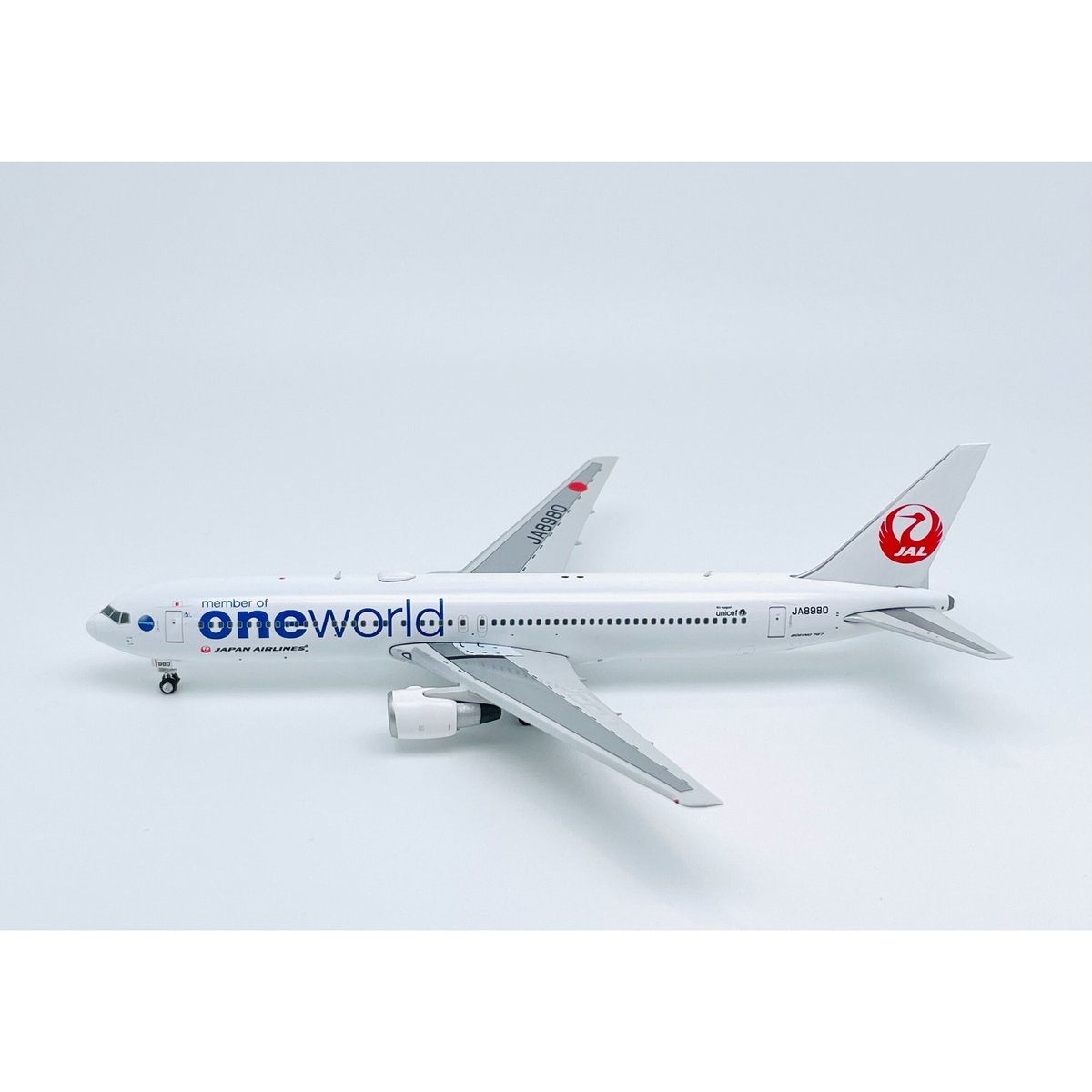 非売品・新商品情報】1/400 767-300 JAL「ワンワールド塗装」 JA8 非売品・新商品情報】1/400 767-300 JAL「ワンワールド塗装」 JA8
