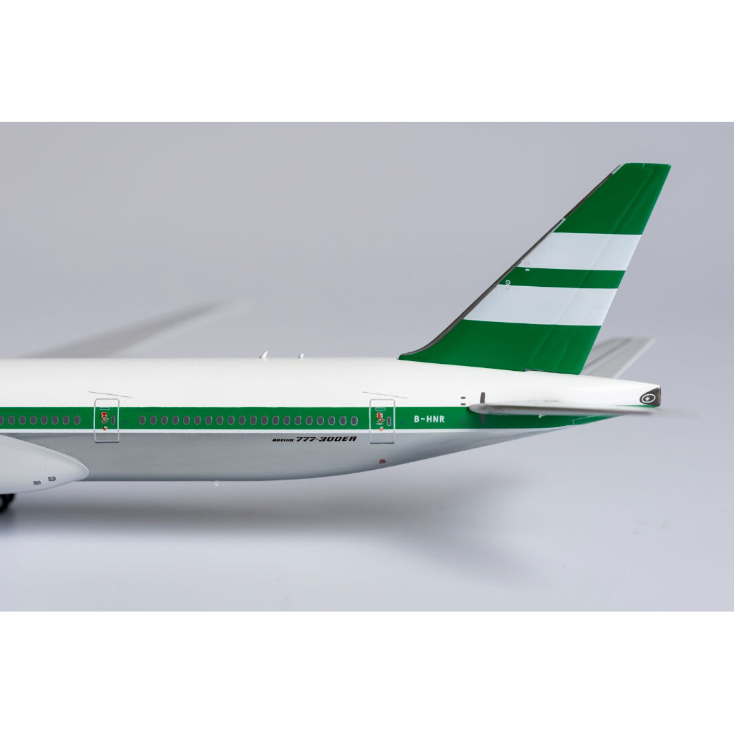 1/400 777-300ER キャセイパシフィック航空 レトロ塗装 B-HNR | 