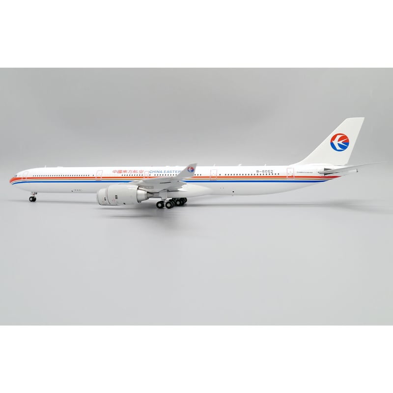 お取り寄せ商品】1/200 A340-600 中国東方航空(旧塗装)