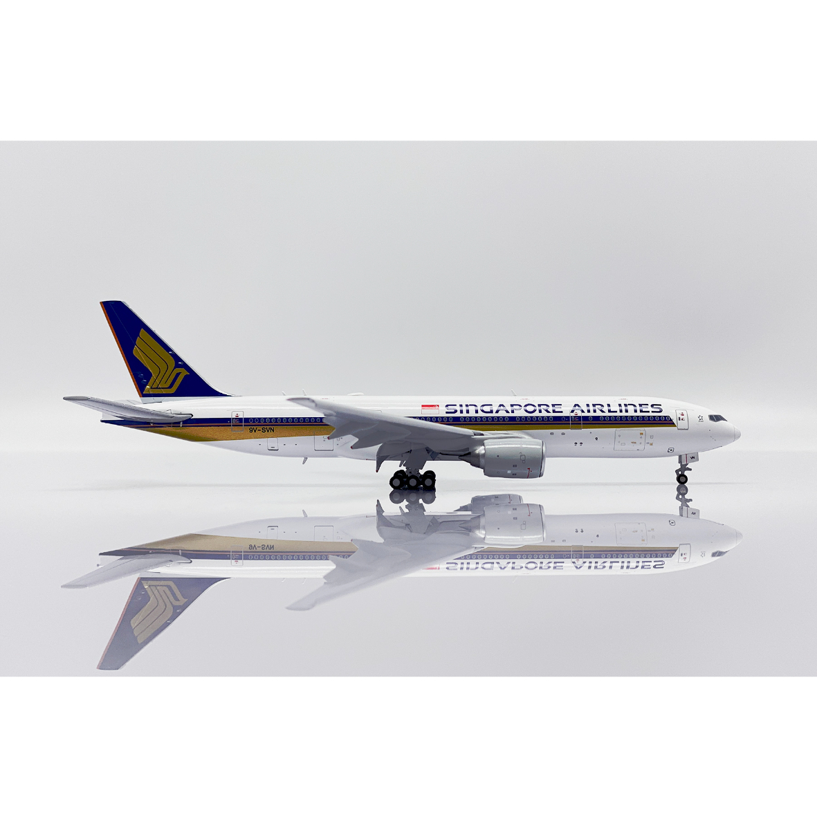 1/200 777-200ER シンガポール航空 9V-SQN 1/400 777-200 シンガポール航空 9V-SVN F