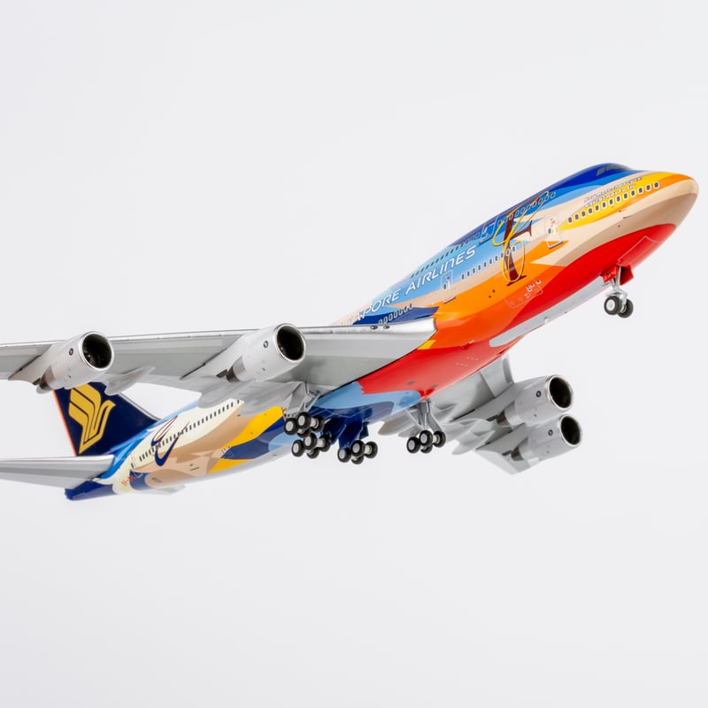 ❶　1/400　シンガポール航空 B747-400 9V-SPL トロピカル塗装 お取り寄せ商品】1/400 747-400 シンガポール航空「Tropical特別塗装機