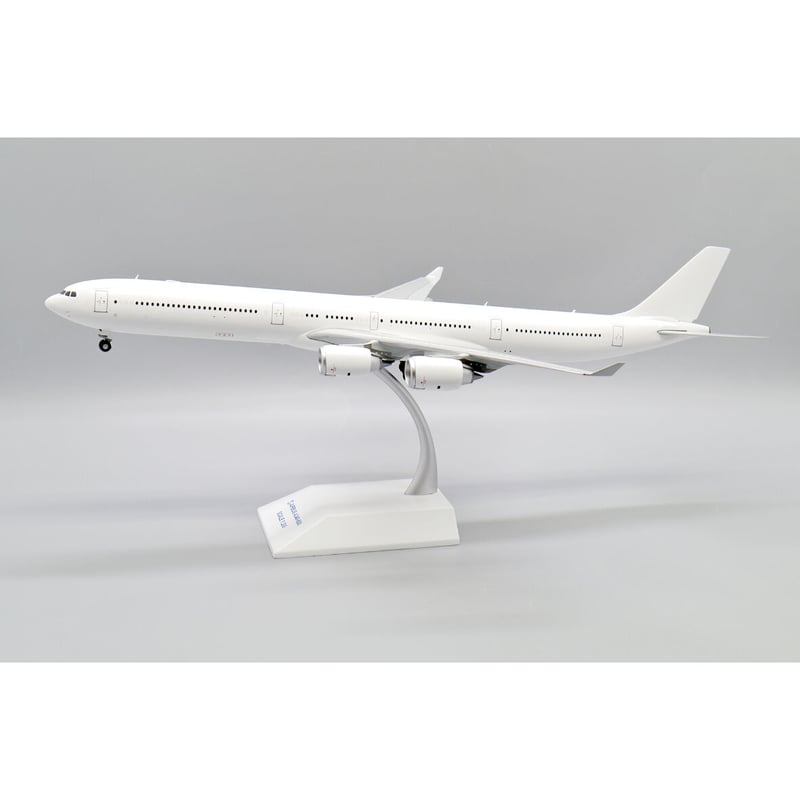 お取り寄せ商品】塗装DIY 1/200 Airbus A340-600 お取り寄せ商品】塗装DIY 1/200 Airbus A340-600