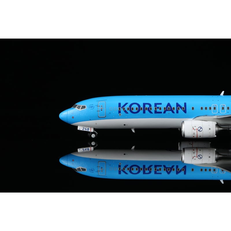 お取り寄せ商品】1/400 737-900 大韓航空「初の新塗装737-900」 HL82