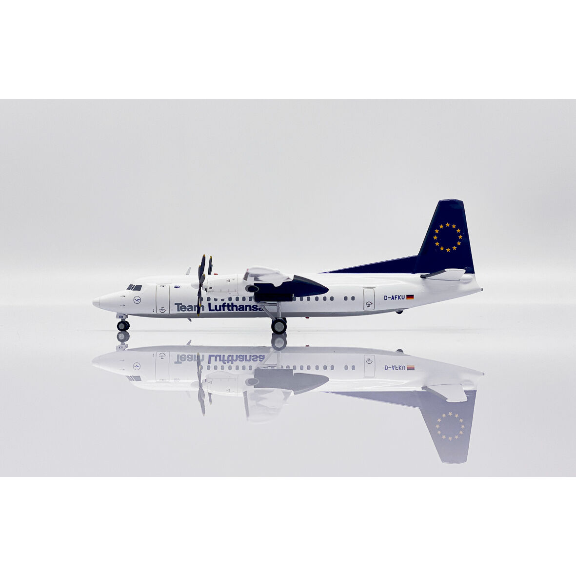 1/200 Fokker 50 ルフトハンザ・シティライン D-AFKU | ひこーきちゃん