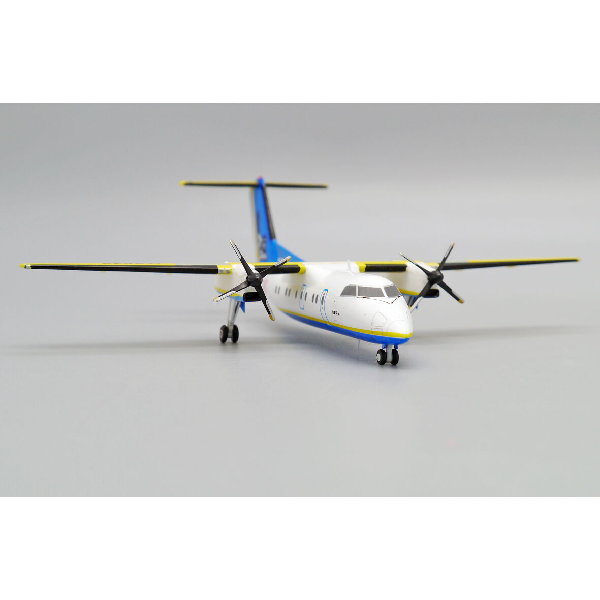 琉球エアコミュター８-Q100 JA8873 非売品・新商品情報】1/200 Dash 8-Q100 琉球エアーコミューター JA