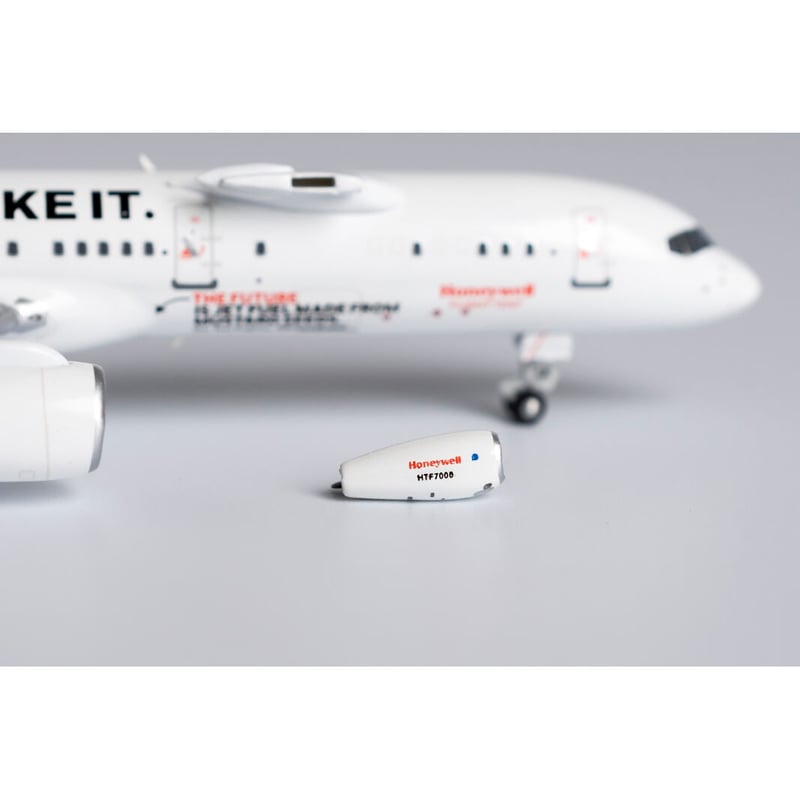 1/400 757-200 ハネウェル試験機 (テストエンジン付き) N757HW | ひ