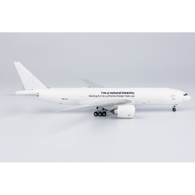 お取り寄せ商品】1/400 777F ルフトハンザ・カーゴ 白色塗装 お取り寄せ商品】1/400 777F ルフトハンザ・カーゴ 白色塗装