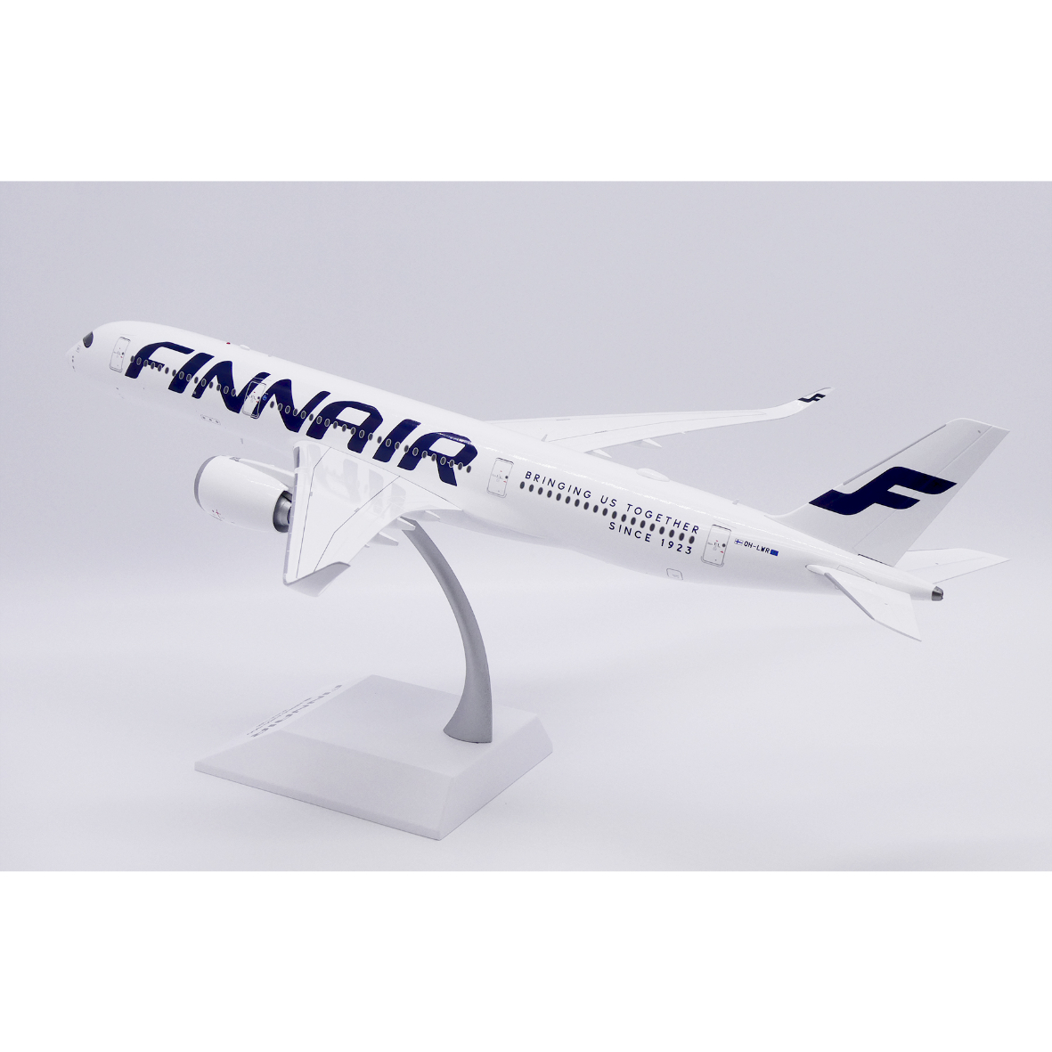 1/200 A350-XWBフィンエアー 1/200 A350-900 フィンエアー 特別塗装 「Happy Holidays」 O