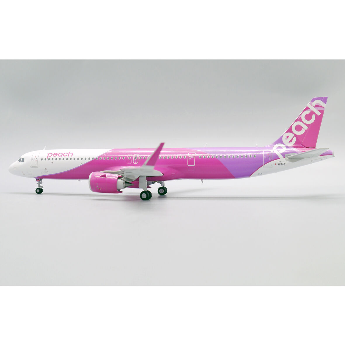 Peach A321neo(902)(903)2機セット 1/200スケール 非売品・新商品情報】1/200 A321NEO ピーチPeach Aviation J