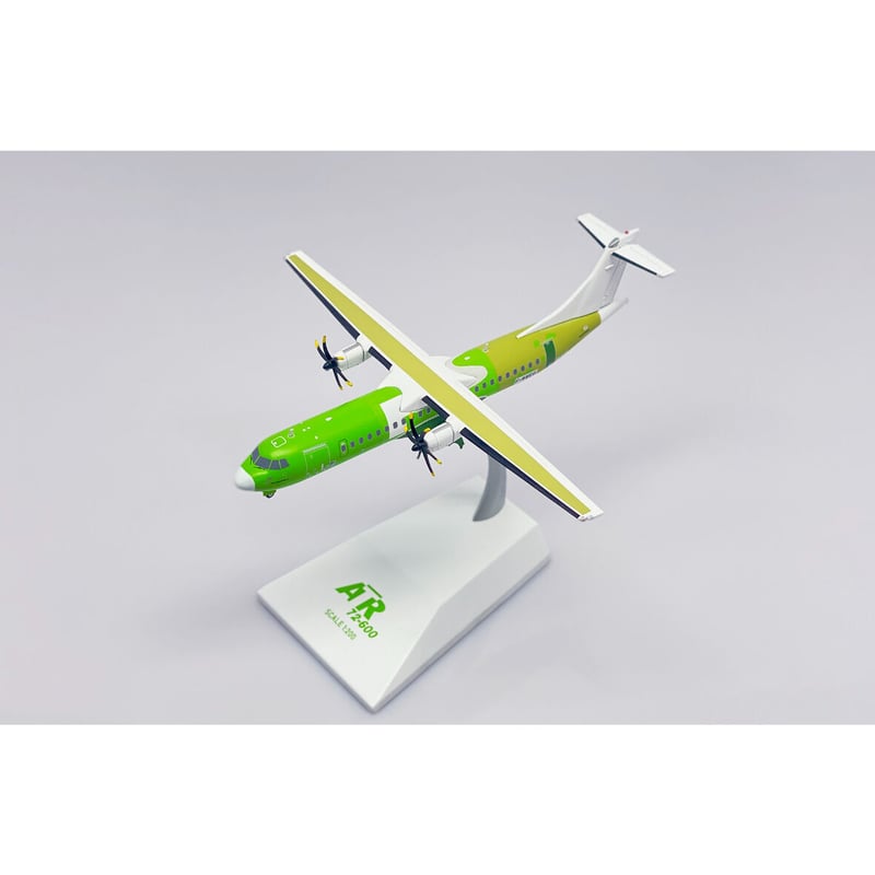 トランスアジア航空 GE ATR72-600 スケール1:100模型 Amazon.co.jp: トランスアジア航空 GE ATR72-600 スケール1 100