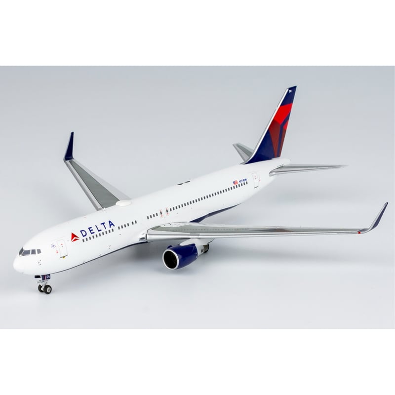 1/400 767-300ER/w デルタ航空 N174DN | ひこーきちゃん