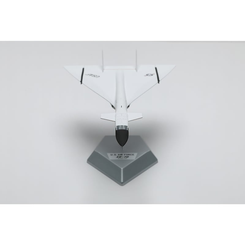 特価商品】【お取り寄せ商品】1/200 XB-70 USAFアメリカ空軍 20207