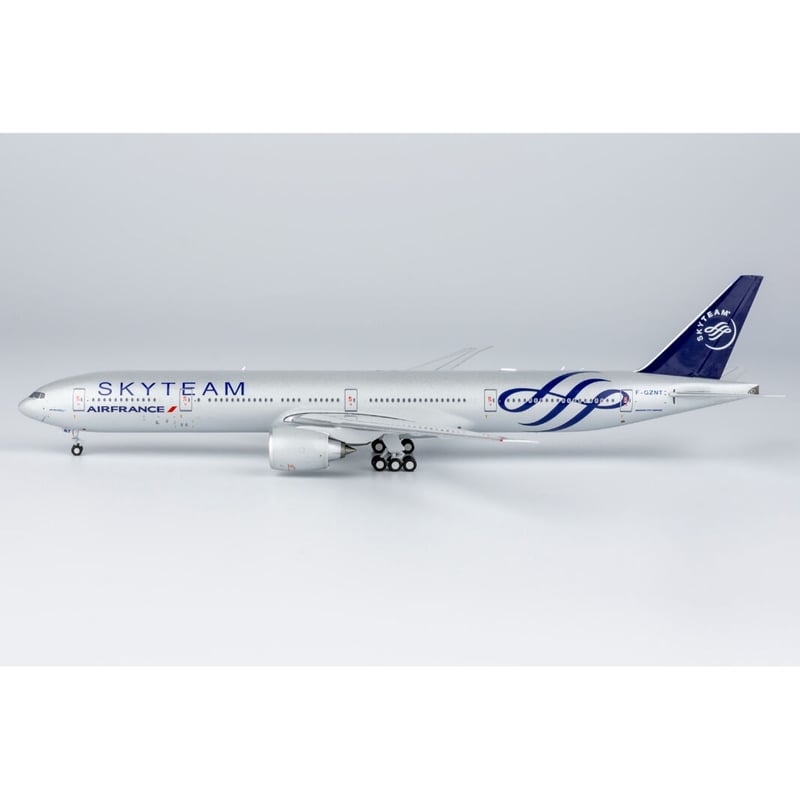 1/400【PHOENIX】エールフランス B777-300ER 現行塗装機