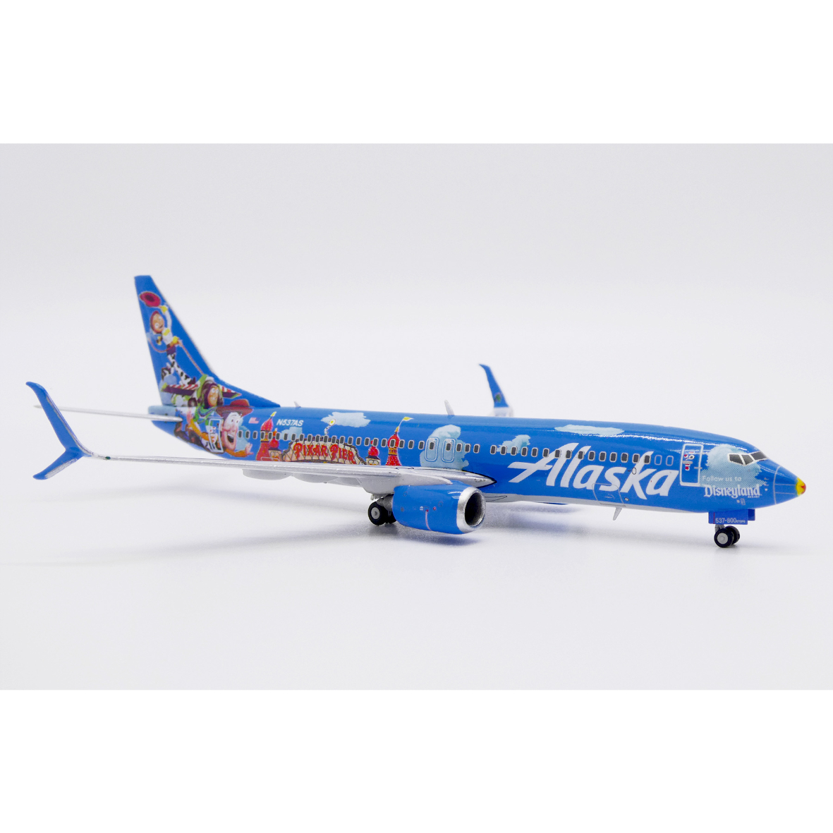 ❶　1/200　アラスカ航空 B737-800 N537AS トイストーリー塗装 シアトルタコマ国際空港でキャッチした、アラスカ航空の特別塗装