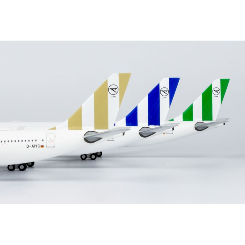 お取り寄せ商品】1/400 A330-200 コンドル航空「ブルー尾翼」 D-AIYB | 