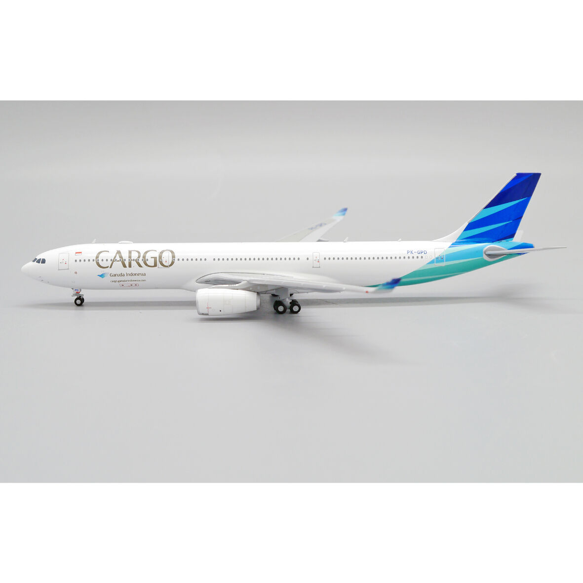 お取り寄せ商品】1/400 A330-300 ガルーダ・インドネシア航空 C