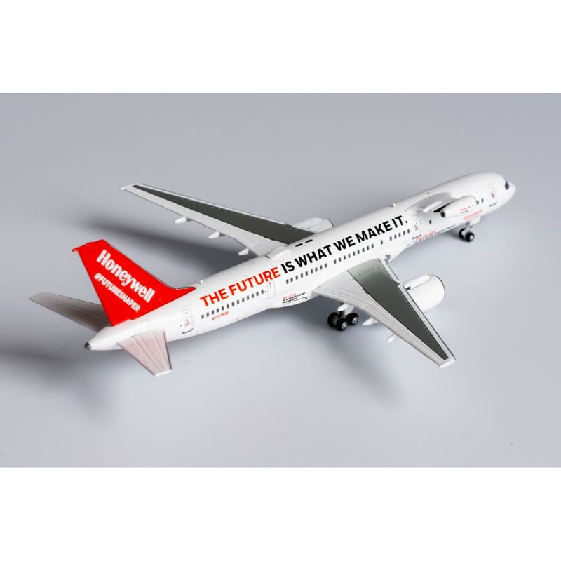 1/400 757-200 ハネウェル試験機 (テストエンジン付き) N757HW | ひ