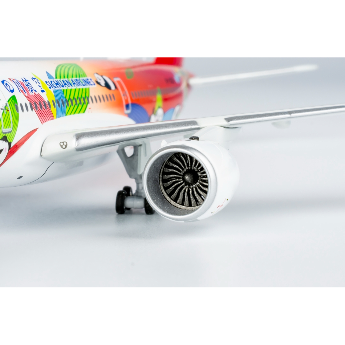 四川航空 パンダ塗装 A350 成田にパンダ塗装のエアバスA350がやってくる！ 四川航空が10月