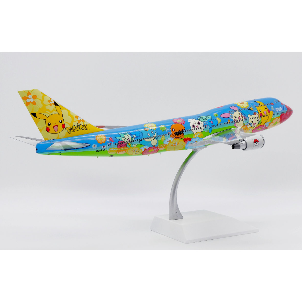 非売品・新商品情報】1/200 747-400D ANA「お花ジャンボ特別塗装機」