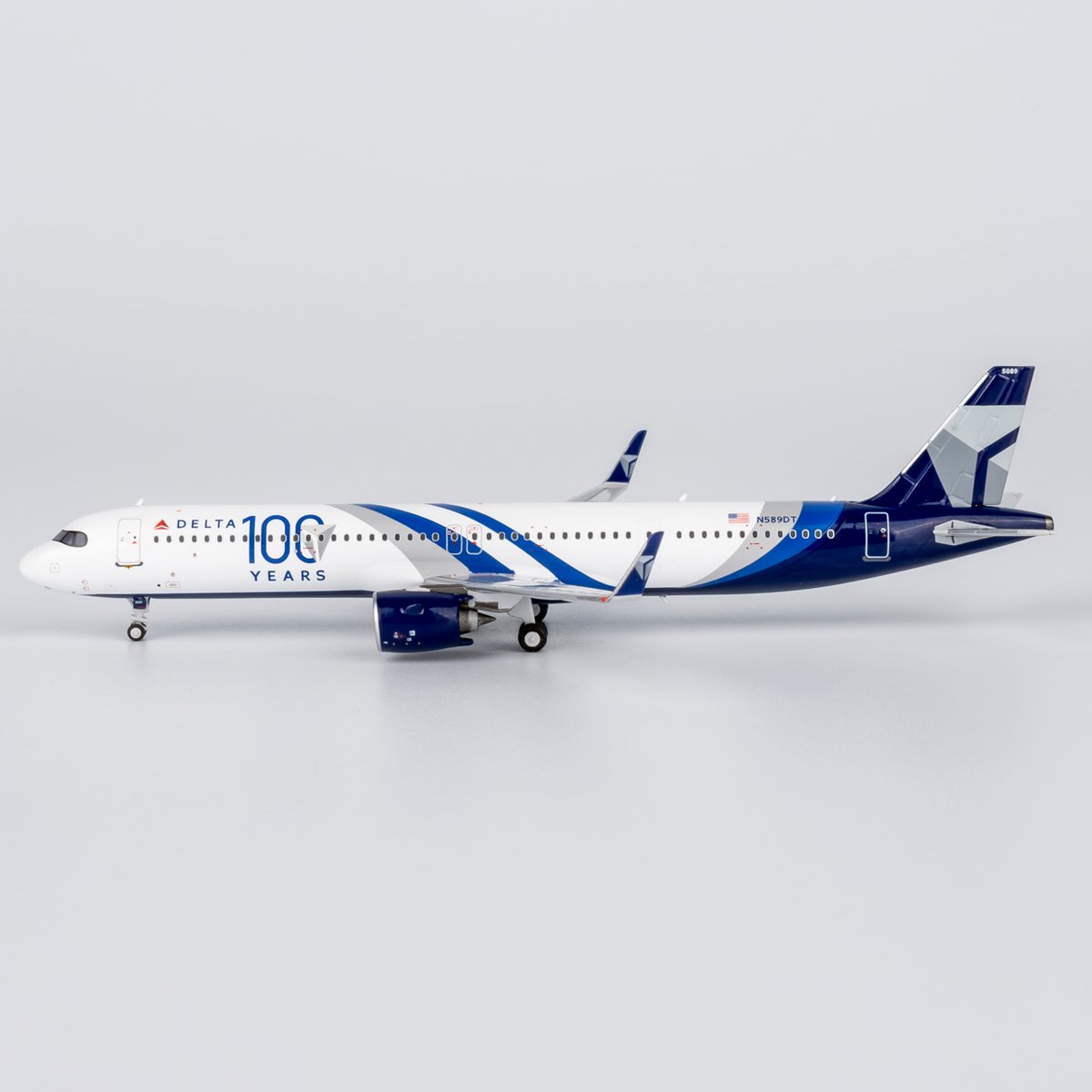 お取り寄せ商品】 1/400 A321neo デルタ航空「デルタ100周年記念