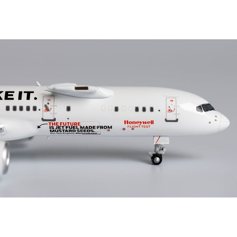 1/400 757-200 ハネウェル試験機 (テストエンジン付き) N757HW | ひ