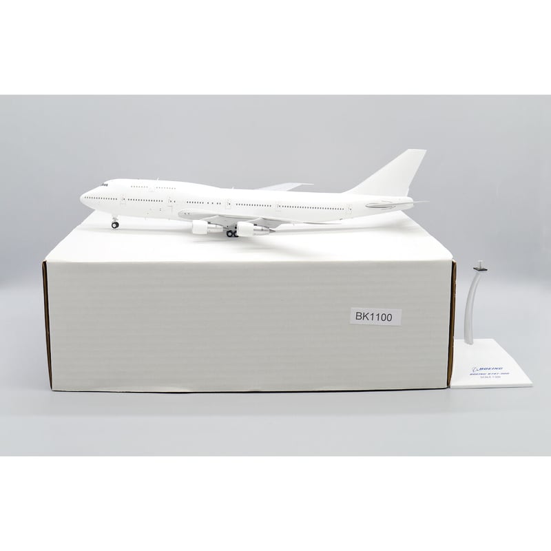 お取り寄せ商品】塗装DIY 1/200 Blank B747-300 お取り寄せ商品】塗装DIY 1/200 Blank B747-300