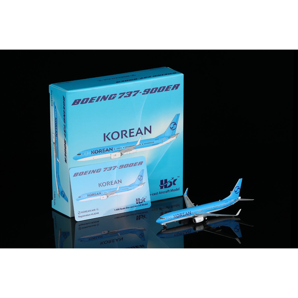 お取り寄せ商品】1/400 737-900 大韓航空「初の新塗装737-900」 HL82