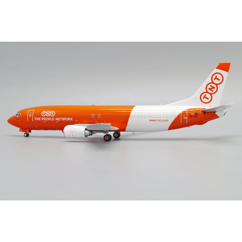 お取り寄せ商品】1/200 737-400(SF) TNT航空 OE-IAE | ひこーきちゃん
