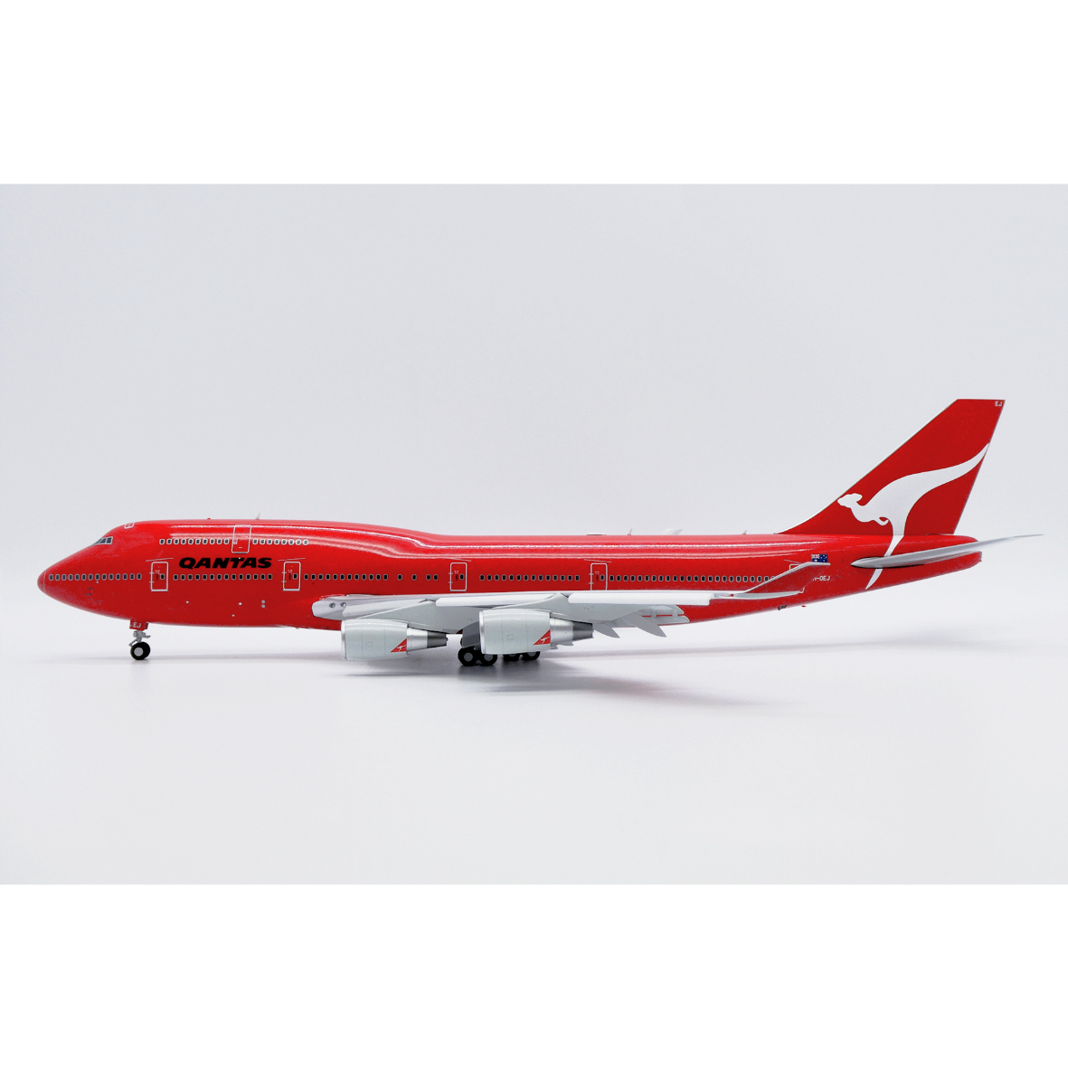 お取り寄せ商品】1/200 747-400 カンタス航空 「All Red」 VH-