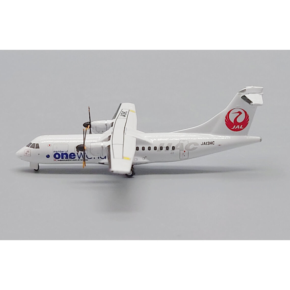 北海道エアシステム ATR42-600 JA12HC 1/400 fit=scale-down,w=1200