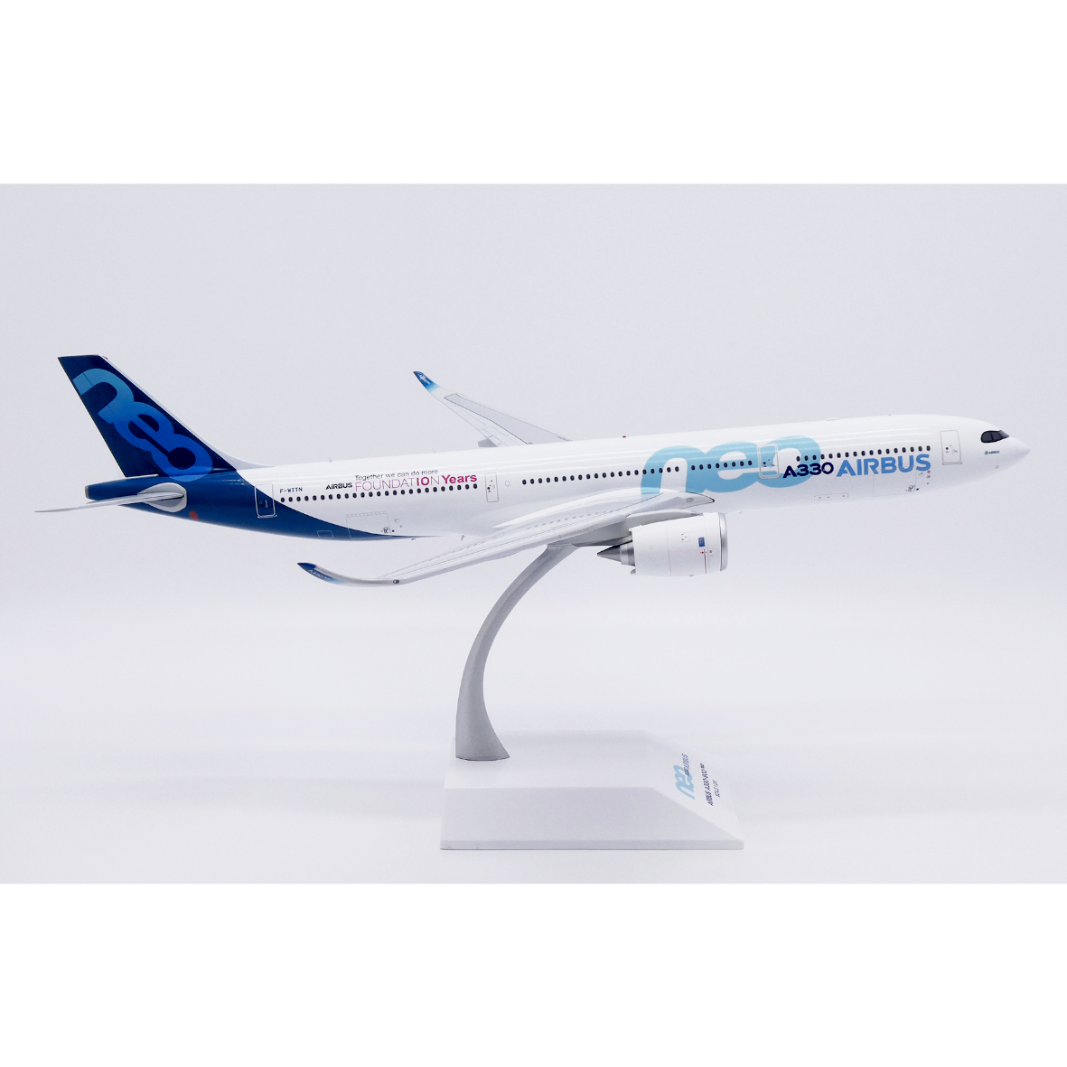 予約商品】1/200 A330-900NEO エアバス社ハウスカラー「FOUNDAT10