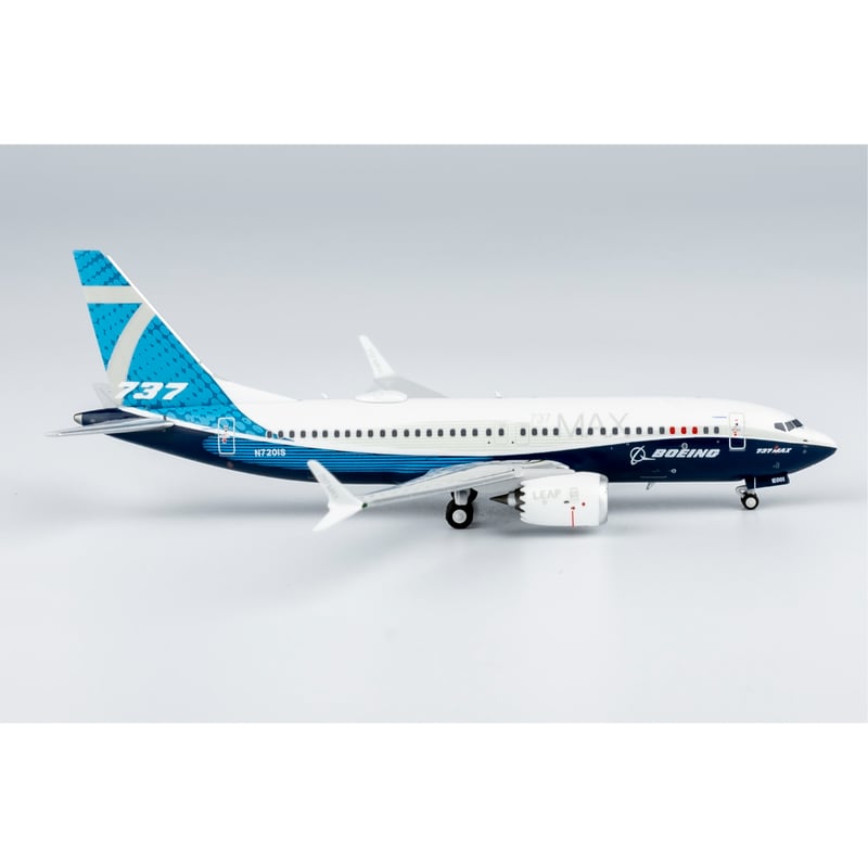 ボーイング7E7 1:400スケール Amazon.co.jp: 1/400 ボーイング7E7 B7E7 ドリームライナー